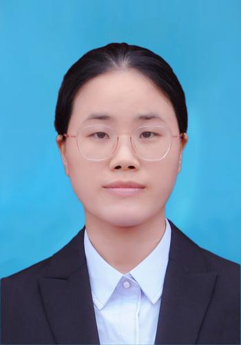 张晓燕-个人蓝底证件照 张晓燕-个人蓝底证件照