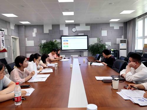 1.郑州市信息技术学校召开2026年度郑州市教育科学研究课题开题报告会 1.郑州市信息技术学校召开2026年度郑州市教育科学研究课题开题报告会