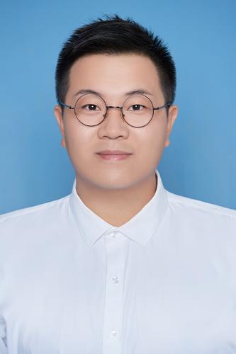 张雪岩证件照 张雪岩证件照