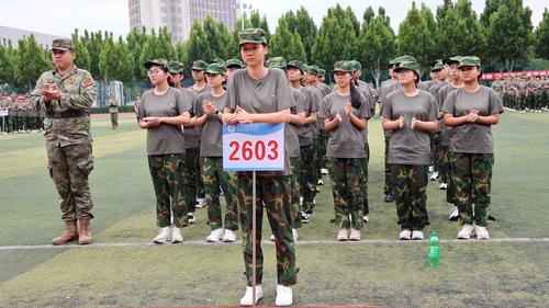 1I2A1346
