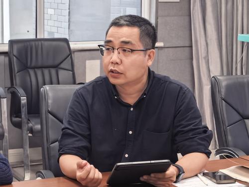 2教务处副主任李鹏发言